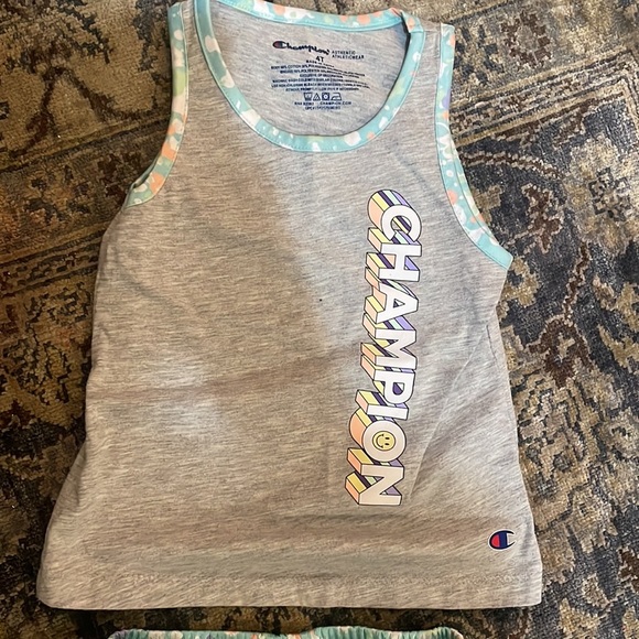 Little girls matching tank & shorts outfit by Champion. - Picture 2 of 6